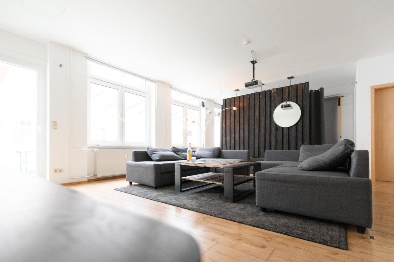 230 M2 Loft Mit Eigenem Wintergarten Mit Tischtennis & Dart, Kostenloser Parkplatz Erfurt Exteriér fotografie